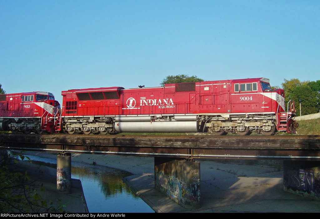 EB coke loads train #800 with INRD power crosses a canal in the Menomonee Valley